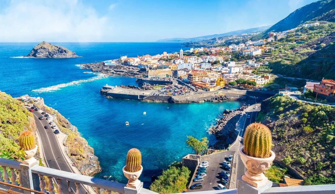 Tenerife — Kanárské ostrovy, nemovitosti u moře